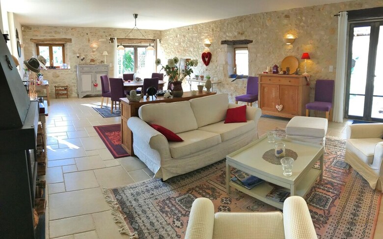 Villa C�t� Granges