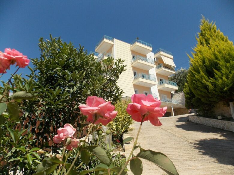 Aparthotel Miracle Luxury Apartments