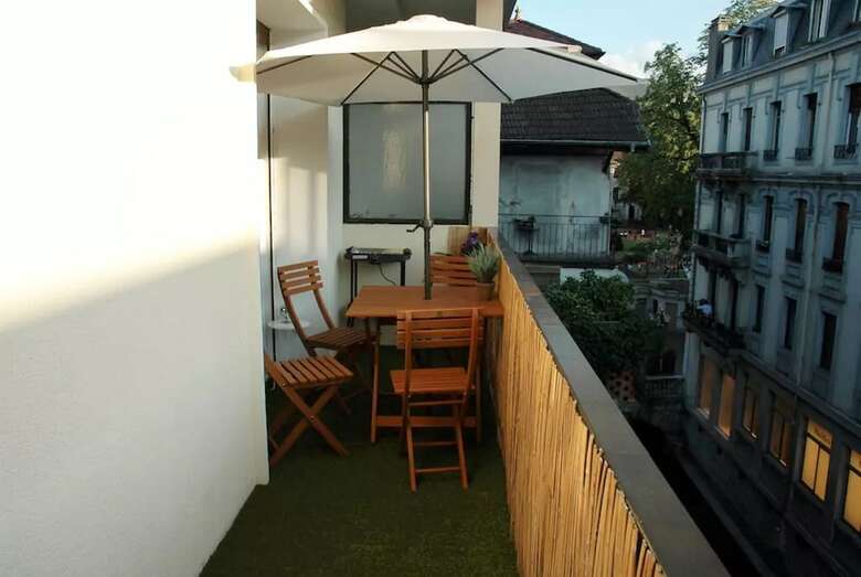 Apartamentos Hyper Center, Terrace On The Canal