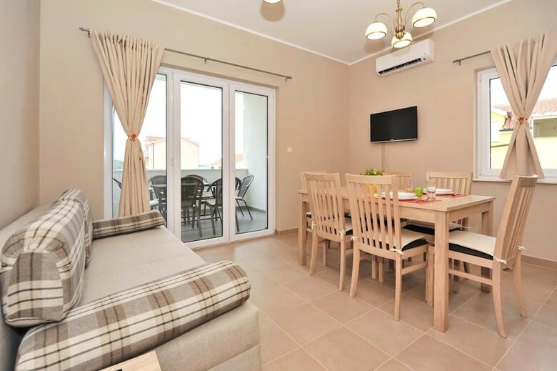 Apartments Kruno