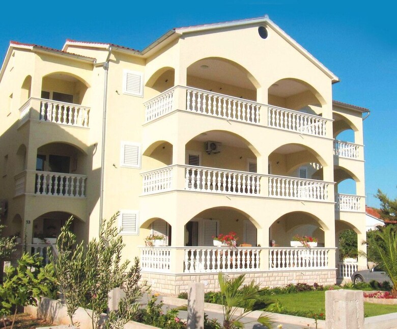 Apartments Klaudio