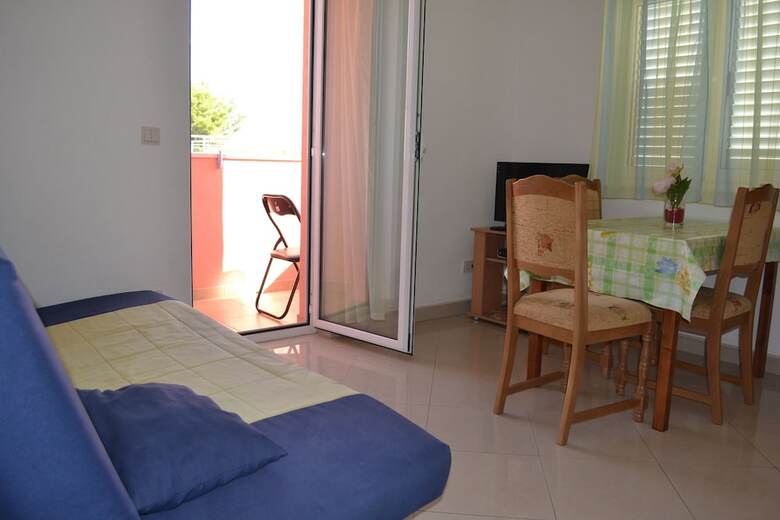 Apartments Davor