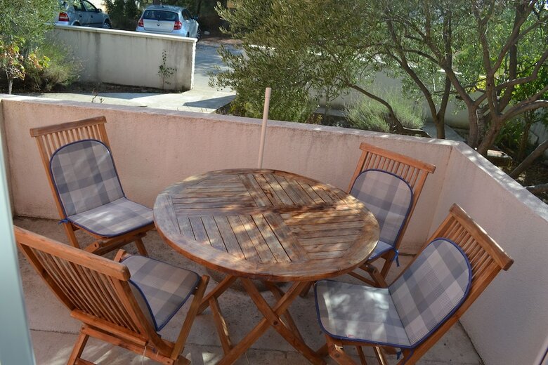 Apartments Davor