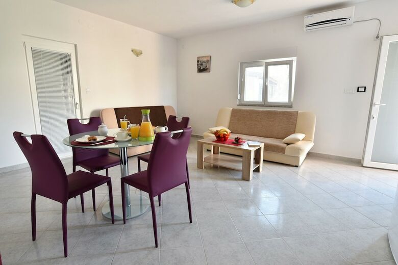 Apartments Dejan
