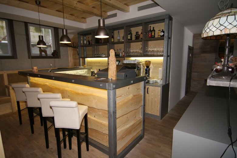 Oscar & Sons Apartments