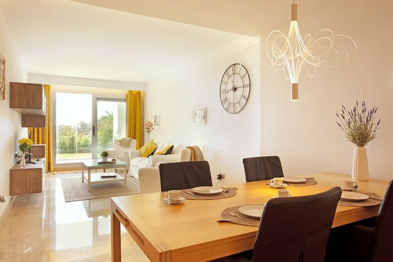 Apartamentos Floresta Sur