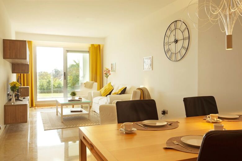 Apartamentos Floresta Sur