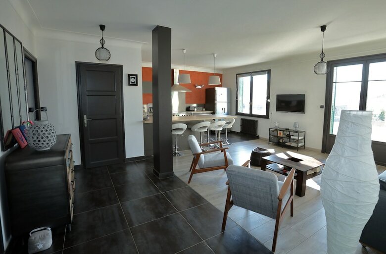 Apartamentos Central, Spacious And Comfortable 2 Bedroom