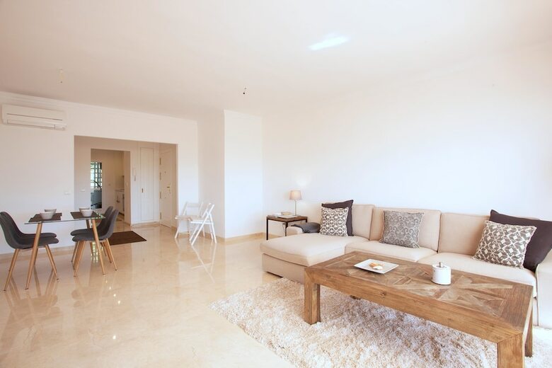 Apartamentos Marbella Playa