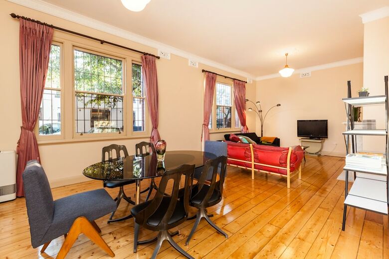 Madeline, 1bdr Fitzroy Apartment
