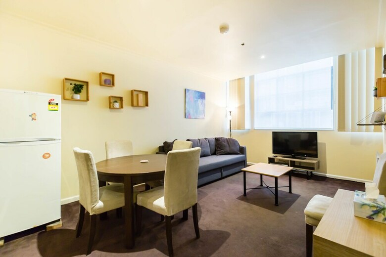 Eliza, 2bdr Melbourne Apartment