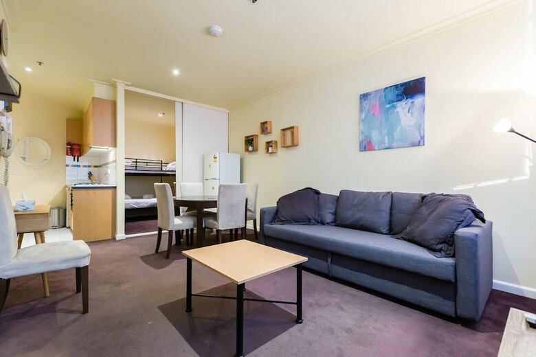 Eliza, 2bdr Melbourne Apartment