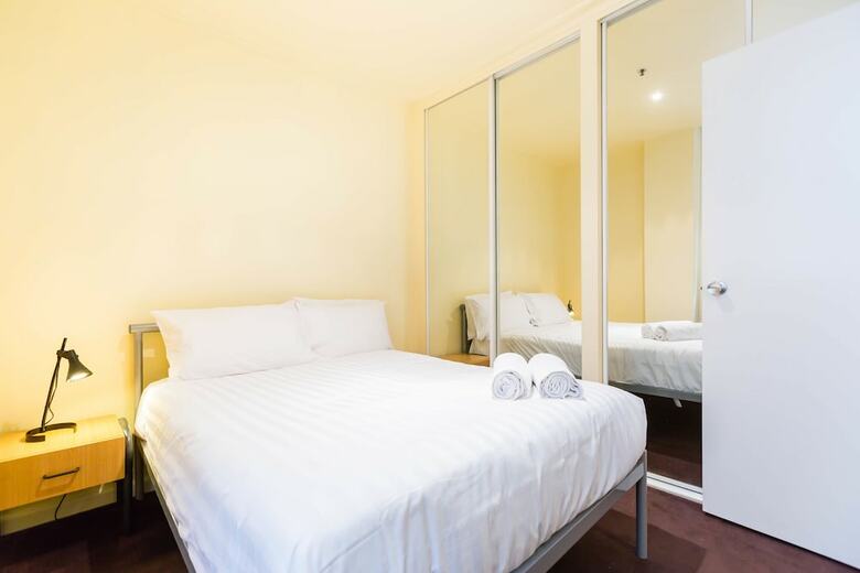Eliza, 2bdr Melbourne Apartment