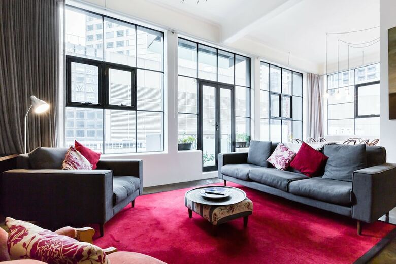 Cynthia, 2bdr Melbourne Apartment