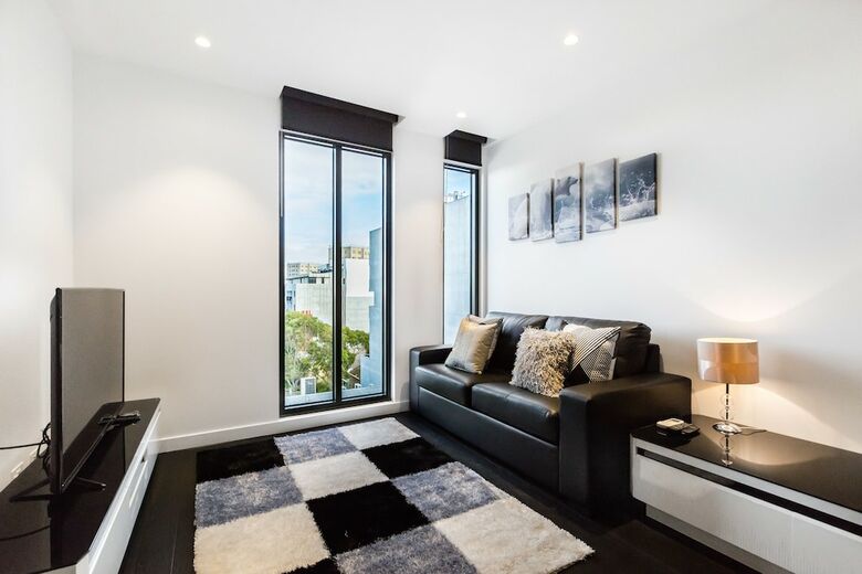 Esther, 2bdr South Yarra Apartment