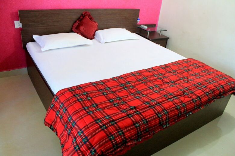 Spacious Fully AC Apartment - Cm040