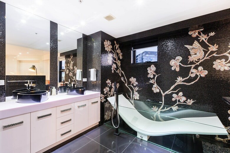 Maddison, 3bdr Port Melbourne Apartment