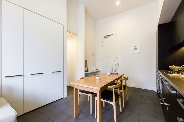 George, 1bdr North Melbourne Apartment