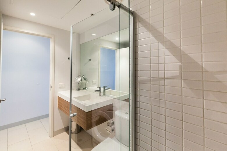 Miles, 1bdr Melbourne Apartment