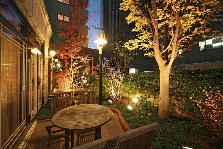 Shin-osaka Station Hotel Honkan