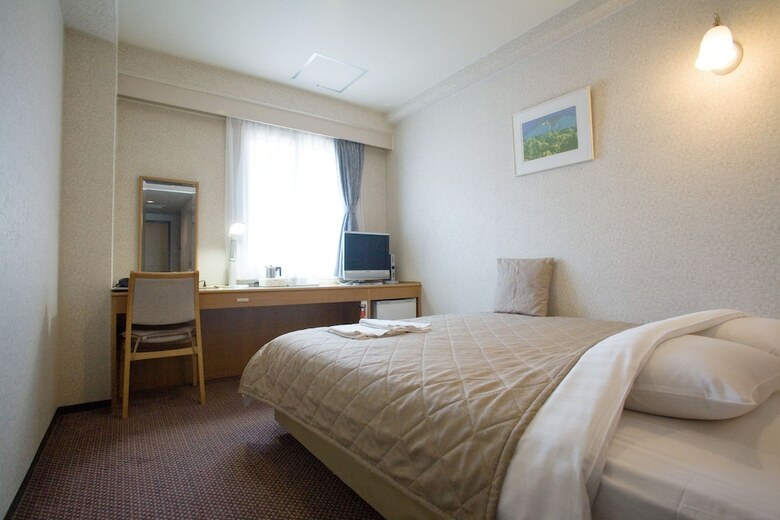 Shin-osaka Station Hotel Honkan