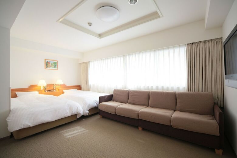 Shin-osaka Station Hotel Honkan