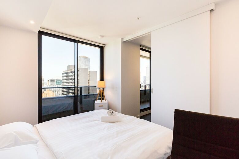Santeri, 2bdr Melbourne Apartment