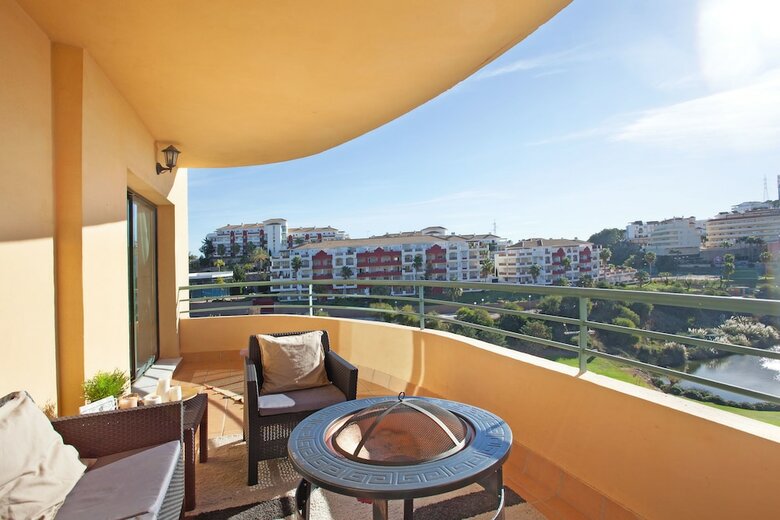 Apartamentos Cumbres de Riviera