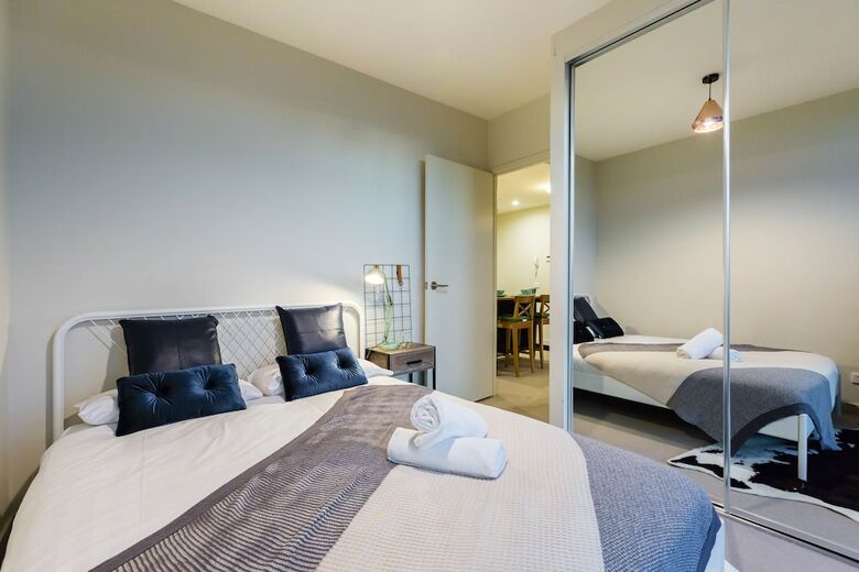 Yashita, 2bdr Melbourne Apartment