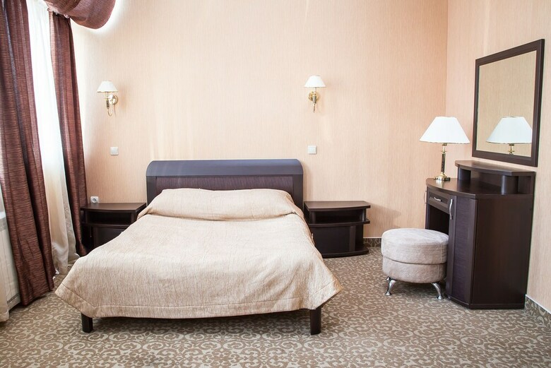 Guru Hotel