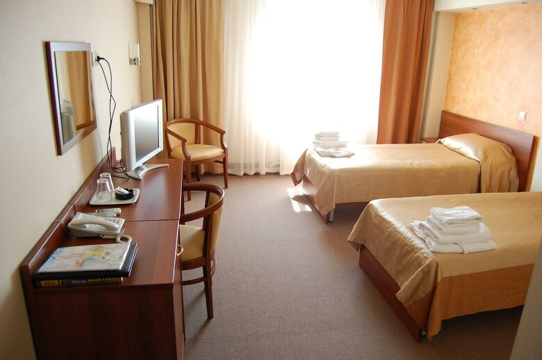 Guru Hotel