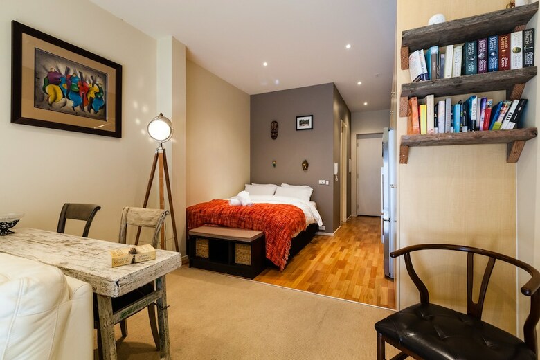 Tennyson, Richmond Studio Apartment