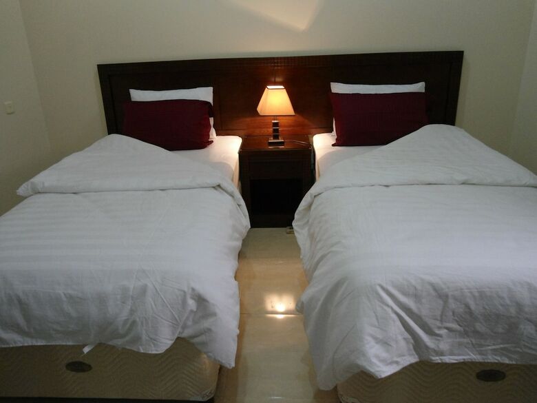 Aparthotel Al Raha Hotel Suites