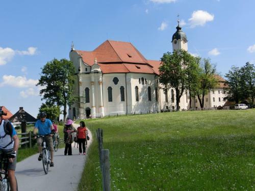 Cozy Cabin Near Lake In Urspring