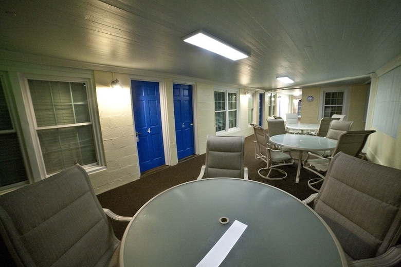 Apartamentos Georgianne Inn & Suites