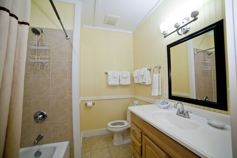 Apartamentos Georgianne Inn & Suites