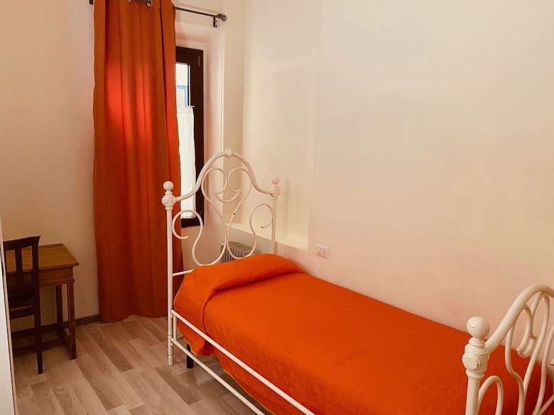 Panzani 14 Tourist House