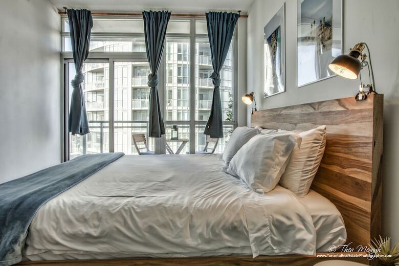 New Modern - Dt King W Spacious 3br