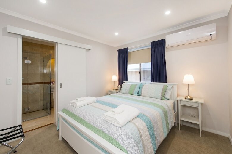 Villa North Beach Bed And Breakfast