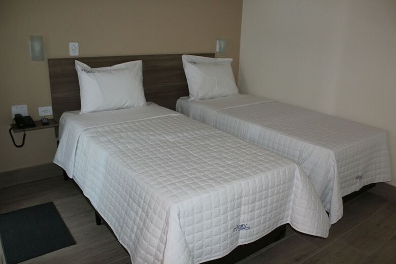 Hotel Infinity