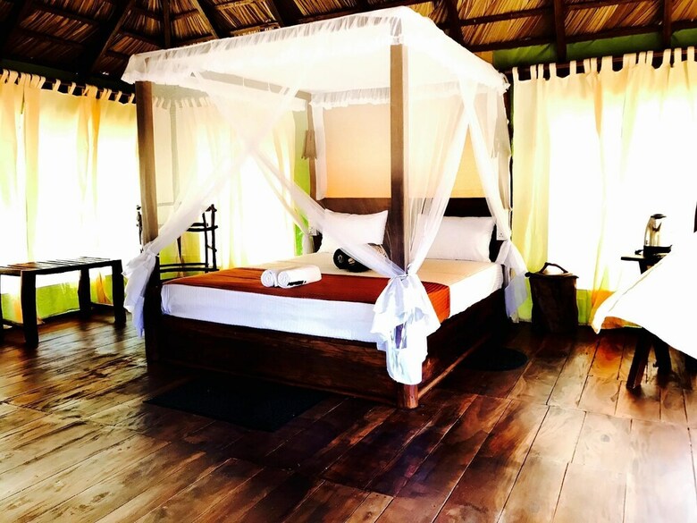 Bed & Breakfast Yala Lake View Cabanas
