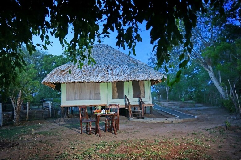 Bed & Breakfast Yala Lake View Cabanas