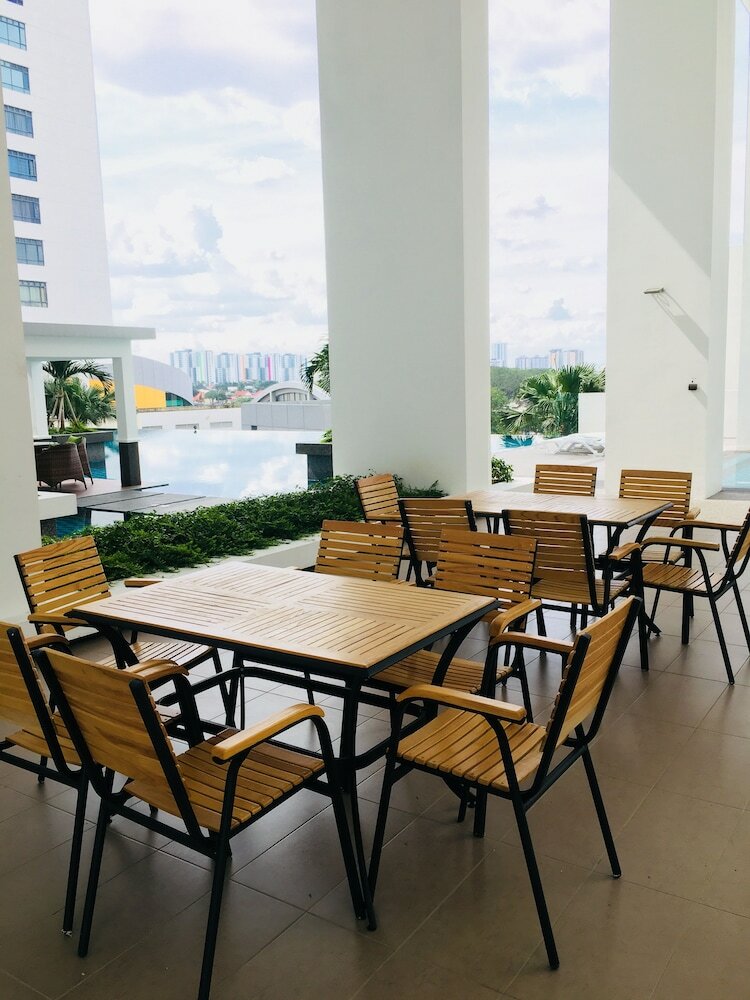 Apartamentos Pinnacle Tower Johor Bahru