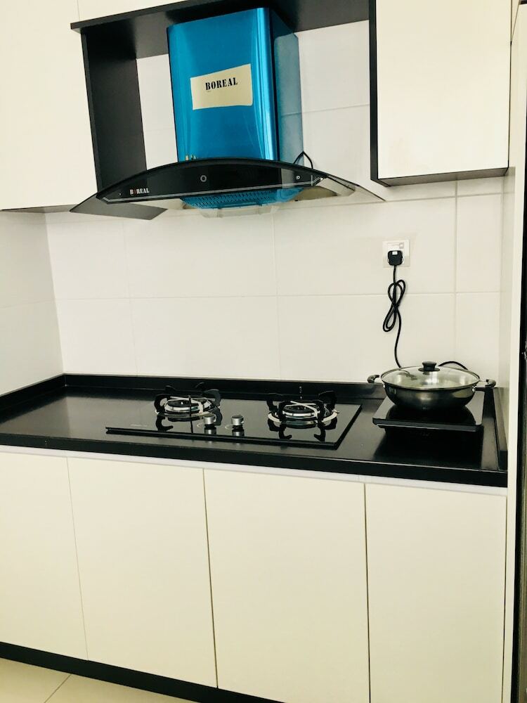 Apartamentos Pinnacle Tower Johor Bahru