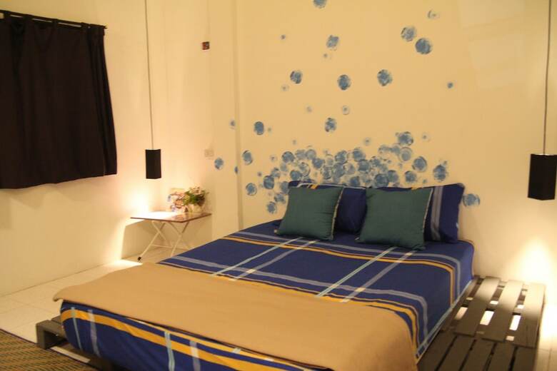 Hostal Vitamin Sea Hostel Phuket