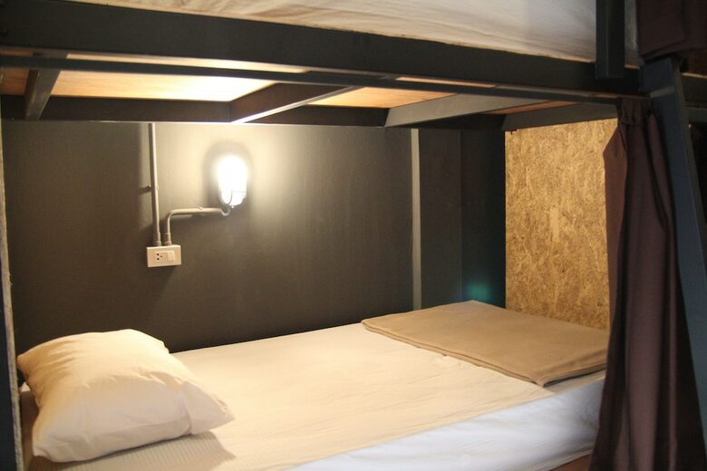 Hostal Vitamin Sea Hostel Phuket