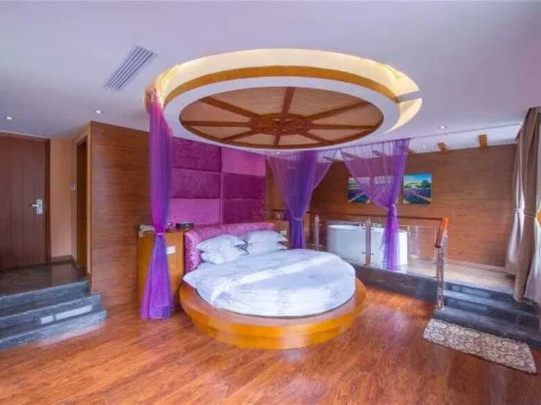 Hostal Bluesky Hotel & Resort