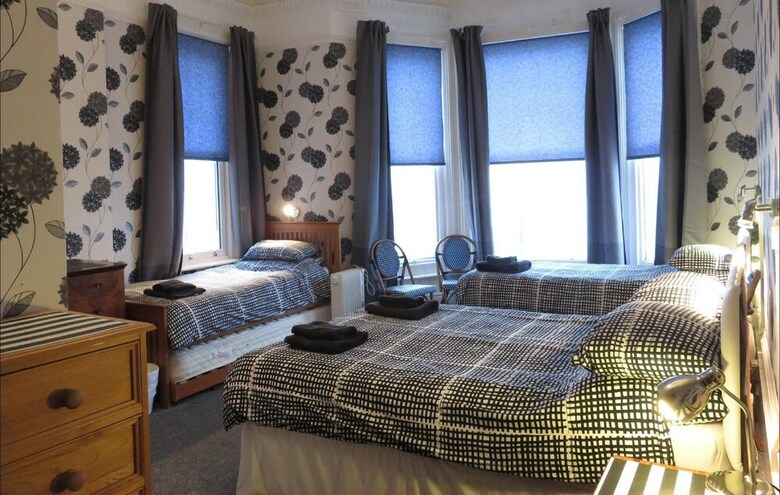 Hotel Marine View Guest House