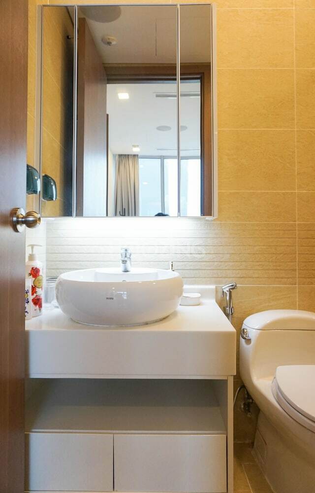 High-floor River-view Apartment
