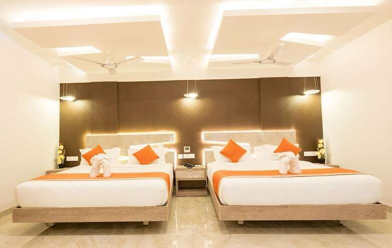 Hotel Chenthur Park